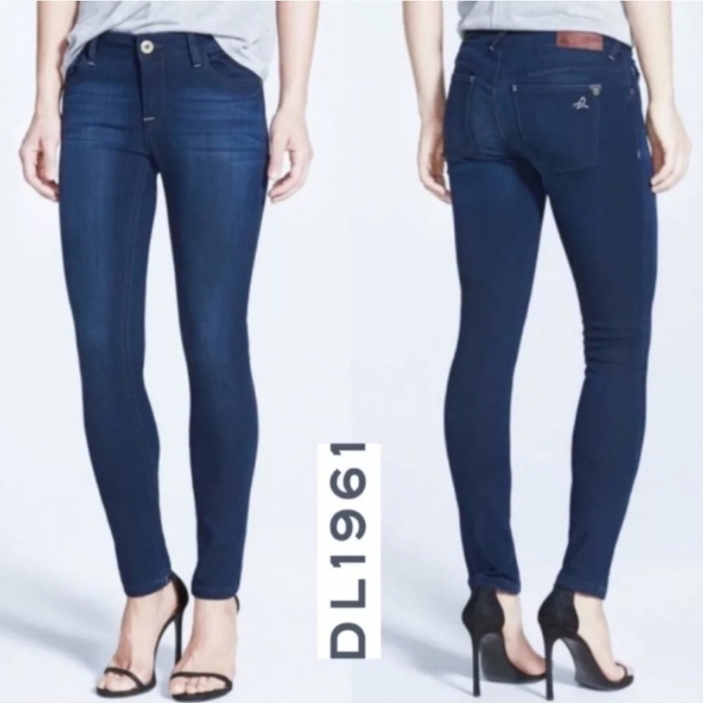 DL1961 premium denim Amanda skinny bolt dark wash size 25 Neiman Marcus stretch